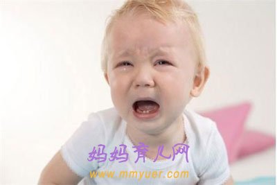 宝宝爱哭闹 各路妈咪传授安抚&ldquo;神技能&rdquo;