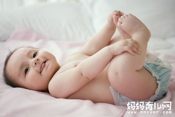 你真的知道怎么给宝宝换纸尿裤?宝宝用纸尿裤的20个常见问题