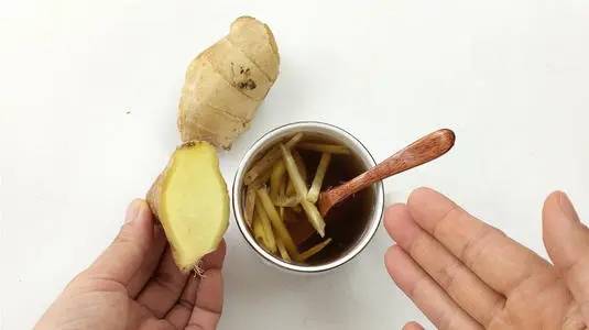 生姜治便秘的方法,生姜五分钟治便秘靠谱吗?