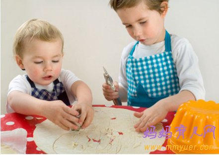 &ldquo;逼&rdquo;着孩子学会独立 或许后患无穷！