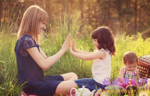 史上最有创意的亲子照拍照技巧 怎么拍怎么美!